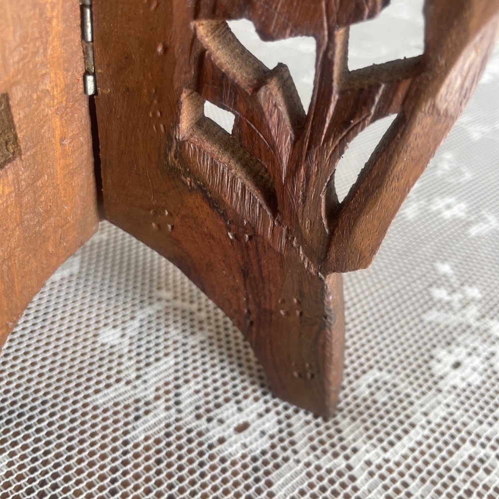 Vintage Hand Carved Wood 3 Leg Folding Mini Plant Book Stand Floral India - Picture 16 of 16